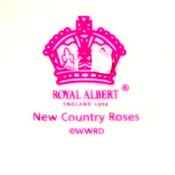 5 Royal Albert New Country Roses Porcelain Mugs/Cups - Picture 4 of 4